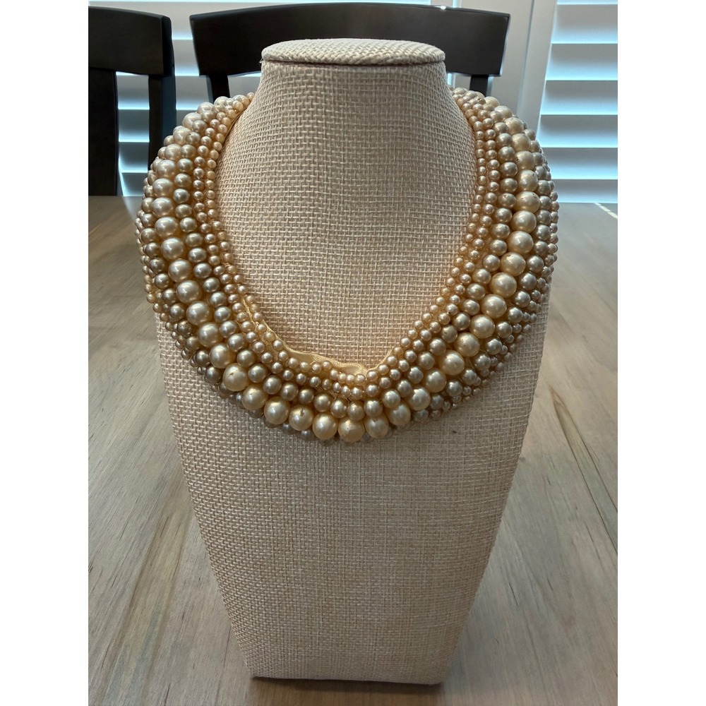 Vintage Old Money Regencycore Faux Pearl Bib Collar Necklace Cream Made in Japan